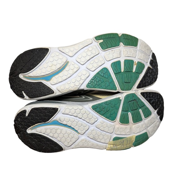 Hoka One One Gray and Lime Athletic Shoes size 11.5 - Picture 5 of 6